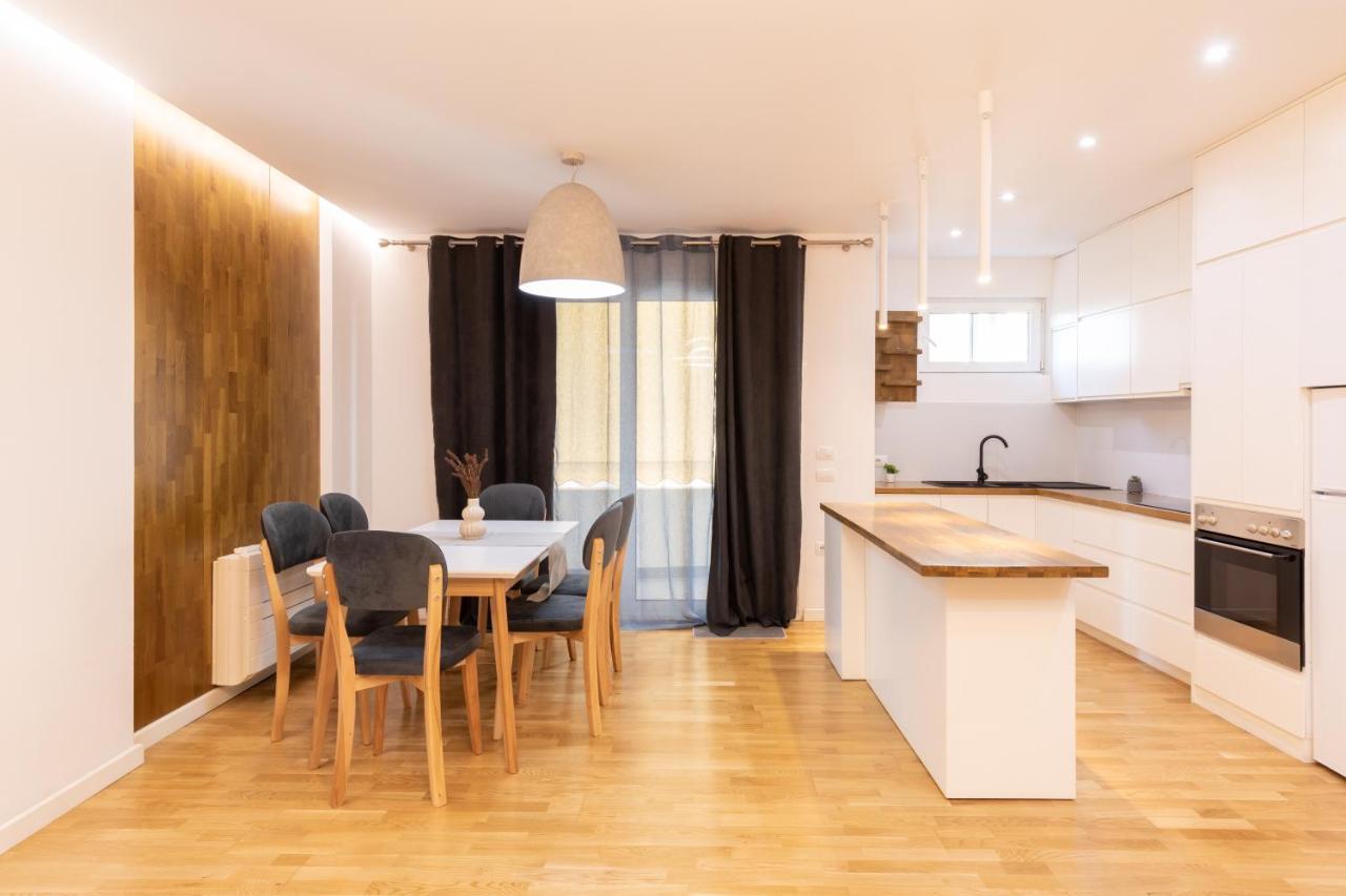 Exclusive 2 Bedrooms Apartment Tirana Exteriér fotografie