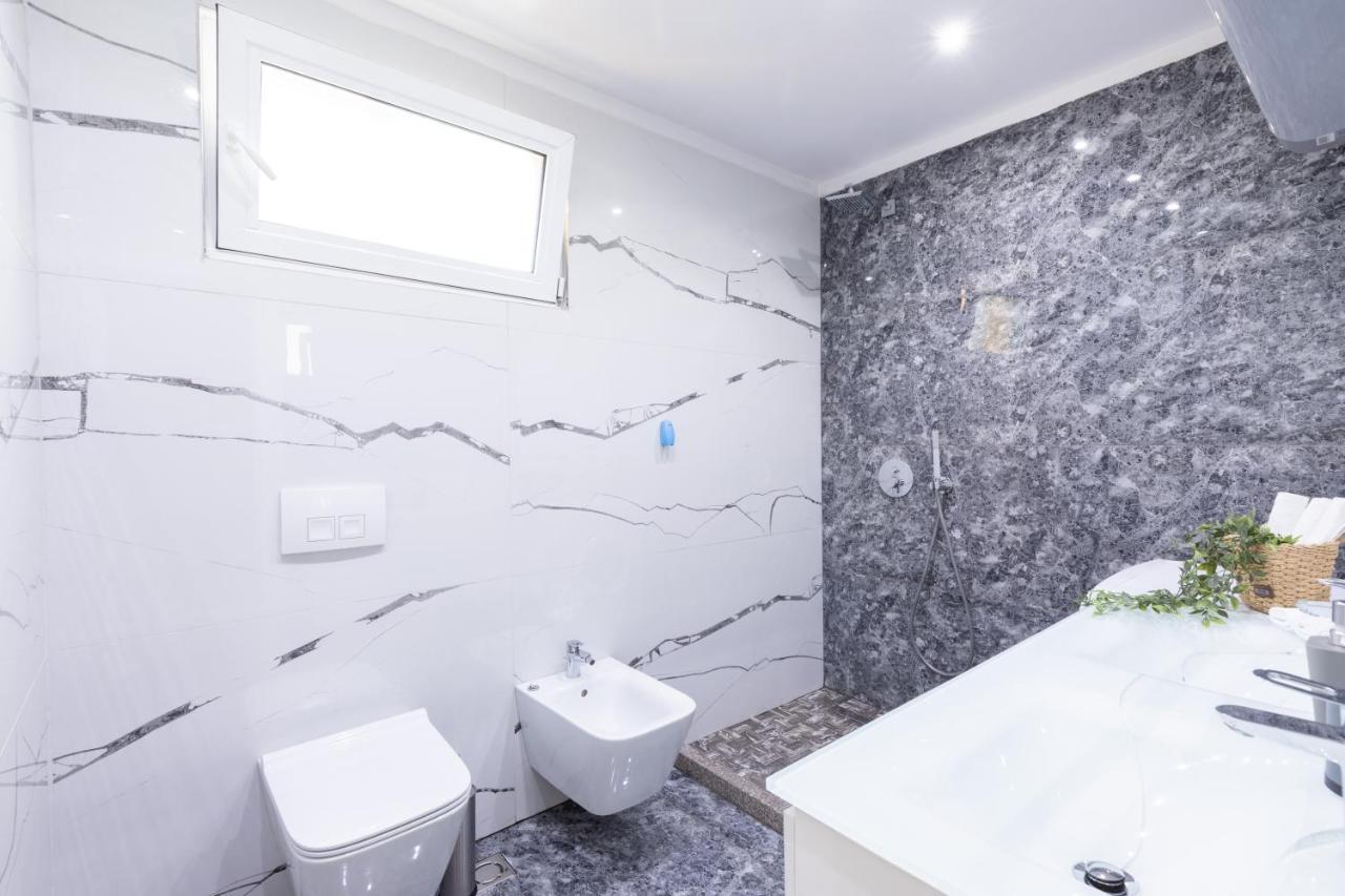 Exclusive 2 Bedrooms Apartment Tirana Exteriér fotografie