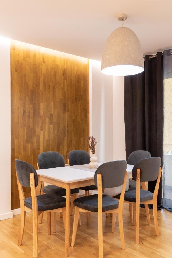 Exclusive 2 Bedrooms Apartment Tirana Exteriér fotografie