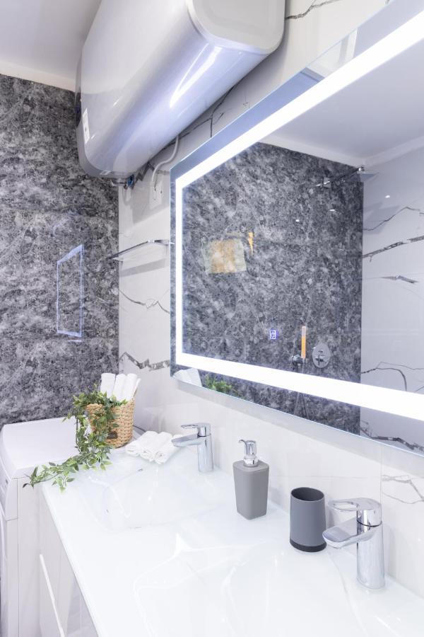 Exclusive 2 Bedrooms Apartment Tirana Exteriér fotografie